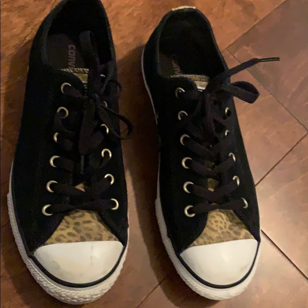 Women’s converse